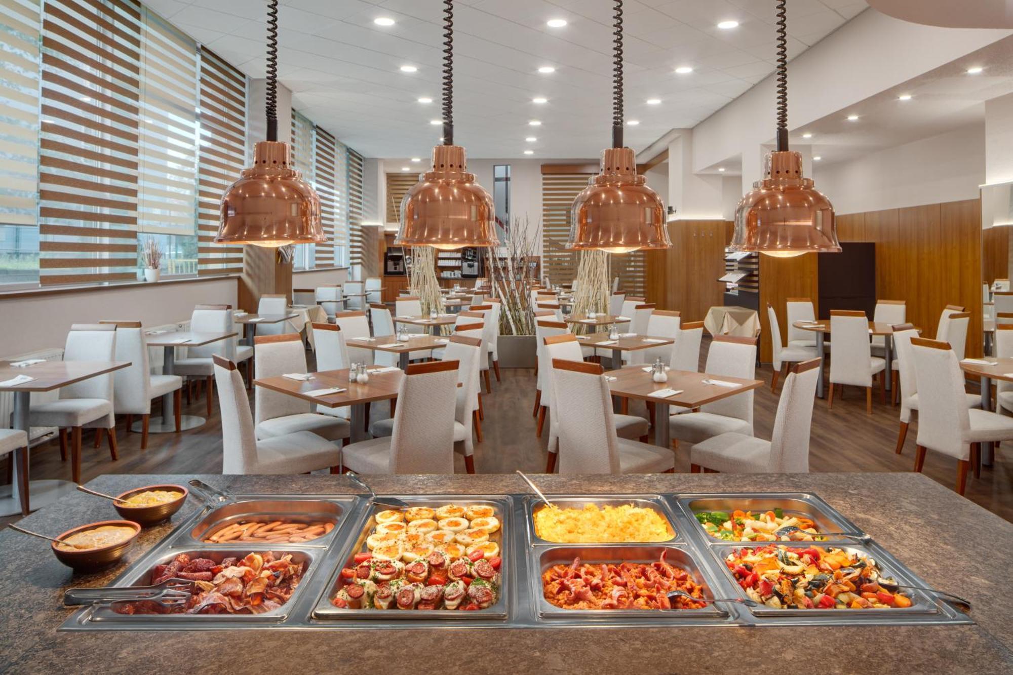 Avanti Hotel Brno Ngoại thất bức ảnh