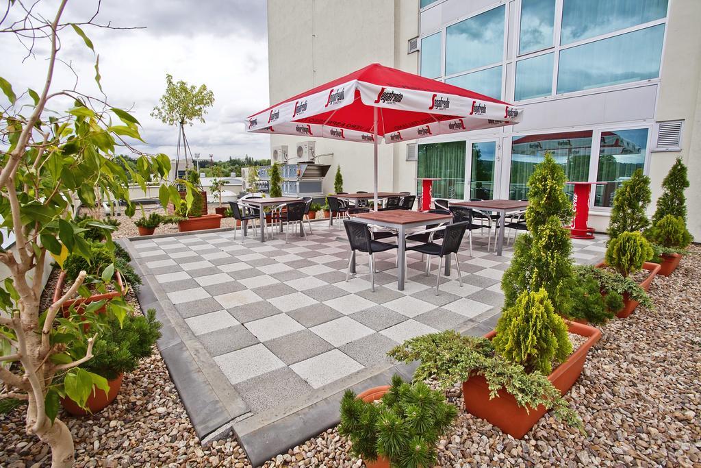Avanti Hotel Brno Ngoại thất bức ảnh