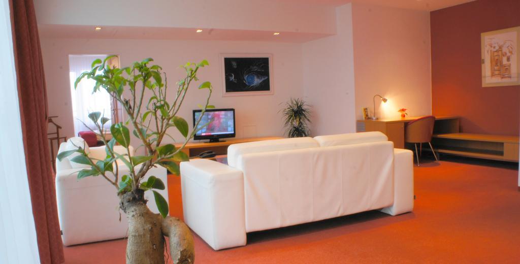 Avanti Hotel Brno Ngoại thất bức ảnh